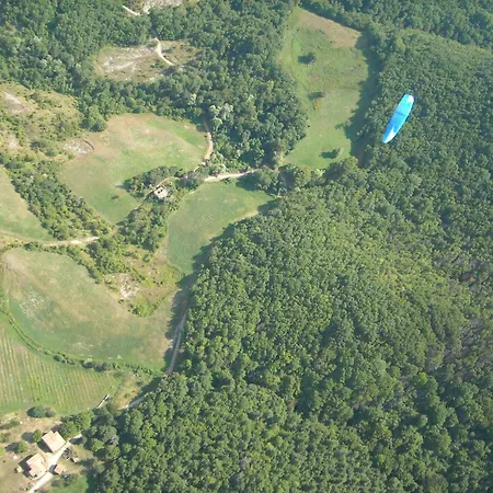 La Piana Dei Castagni