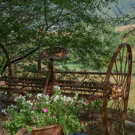 La Piana Dei Castagni *