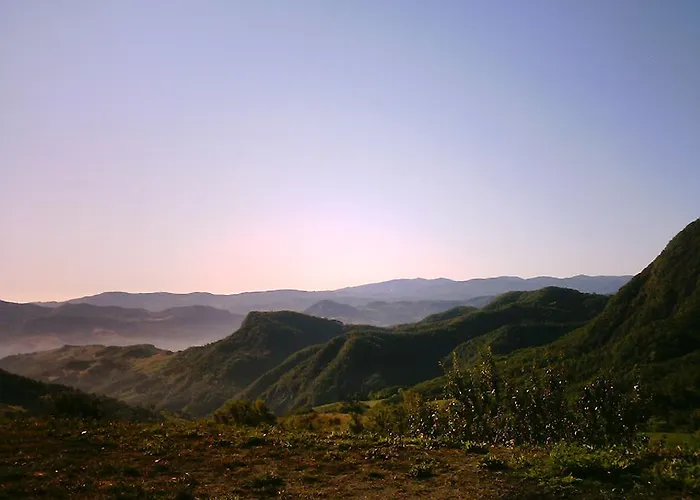La Piana Dei Castagni